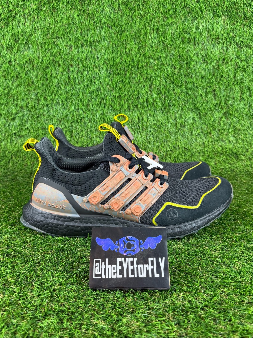 NEW adidas Fortnite Ultraboost 1.0 Comfort Mens Running Shoes Battle Bus JQ0718